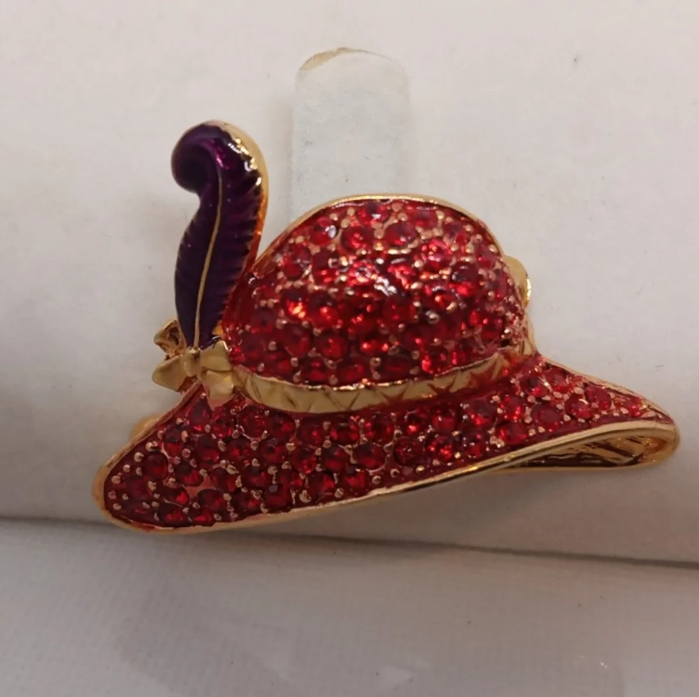 Red Hat Society very elegant